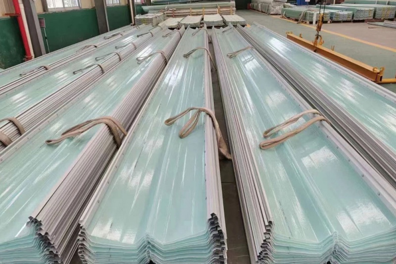 金属锁边采光板